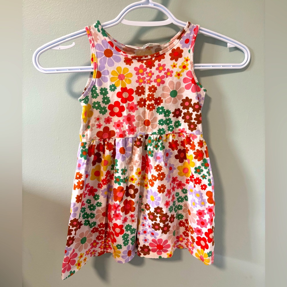 ☀️ 2/$15 H&M Multicolor Floral Top